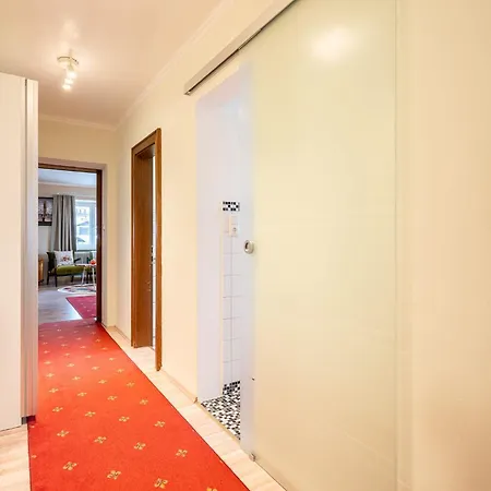 Family Deluxe Mutters Apartment